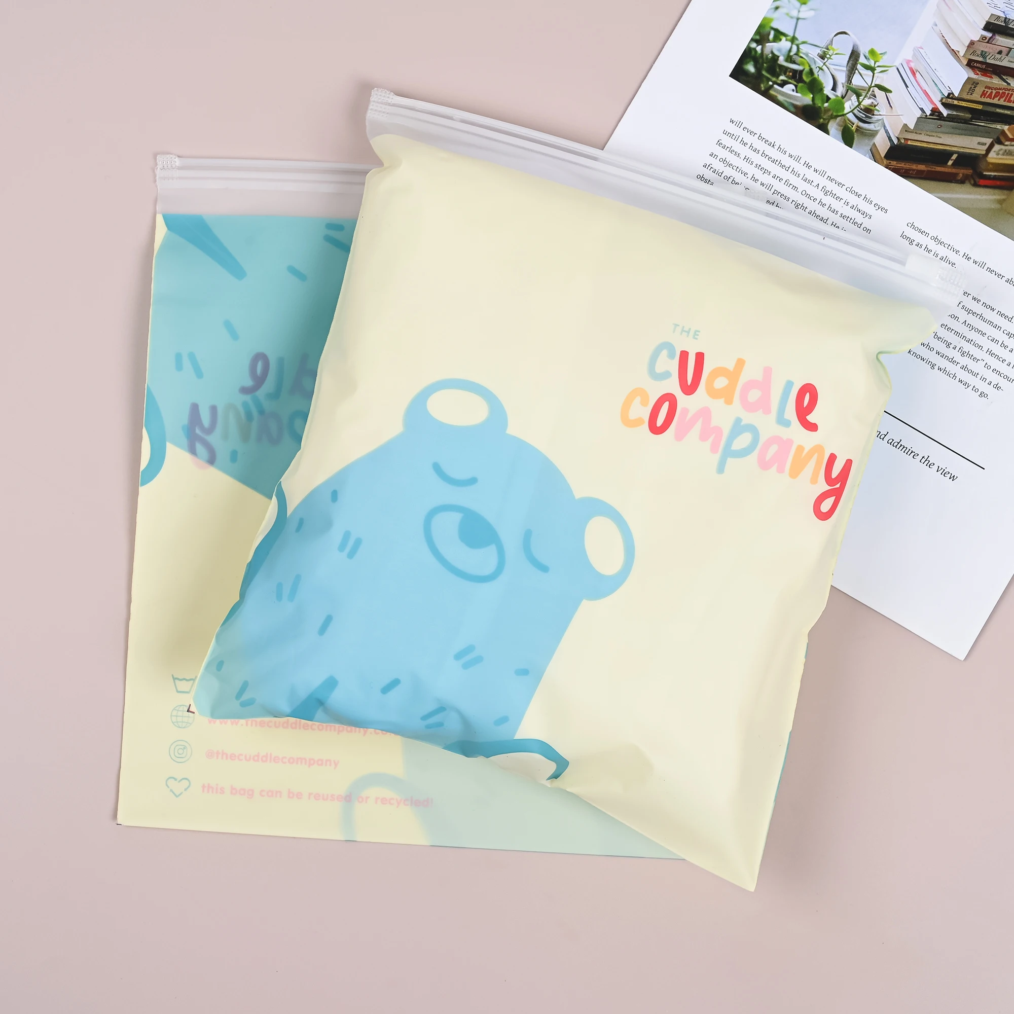 Custom nude plastic mail ziplock bag envelope packing courier shipping pouch postage bag for clothing package shipping