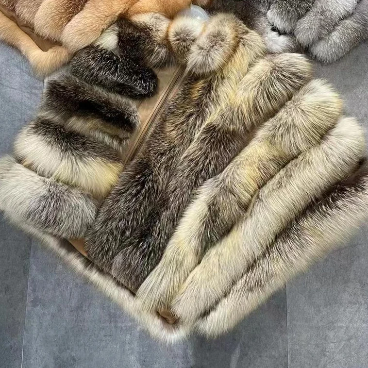 Wholesale Clothes Natural Fur Poncho Shawl Wide Big Thick Warm Fall Outfit Fluffy  Custom Winter Women Luxury Real Fox Fur Cape