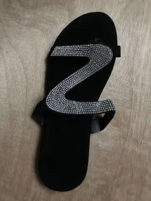 SD-061 fashion black sequined flat sandals for women with cross strap PU sole sandals ladies casual slipper