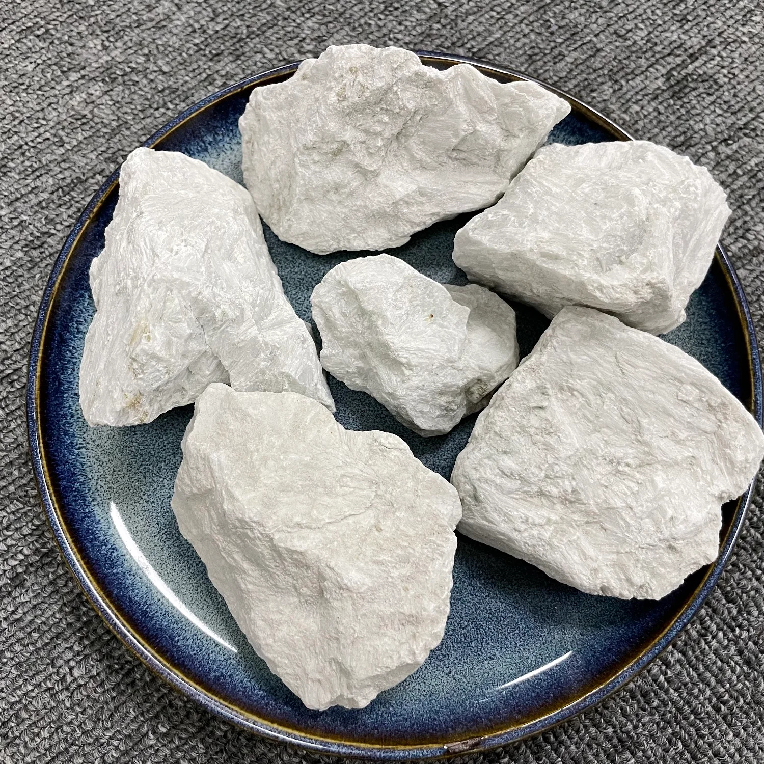 Китайский производитель оптовая продажа самая низкая цена керамический вольластонит для керамической