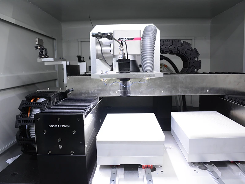 Automatic UV Laser cutting machine with CCD Automatic Positioning used for CVL SMIDA CT-UV015D