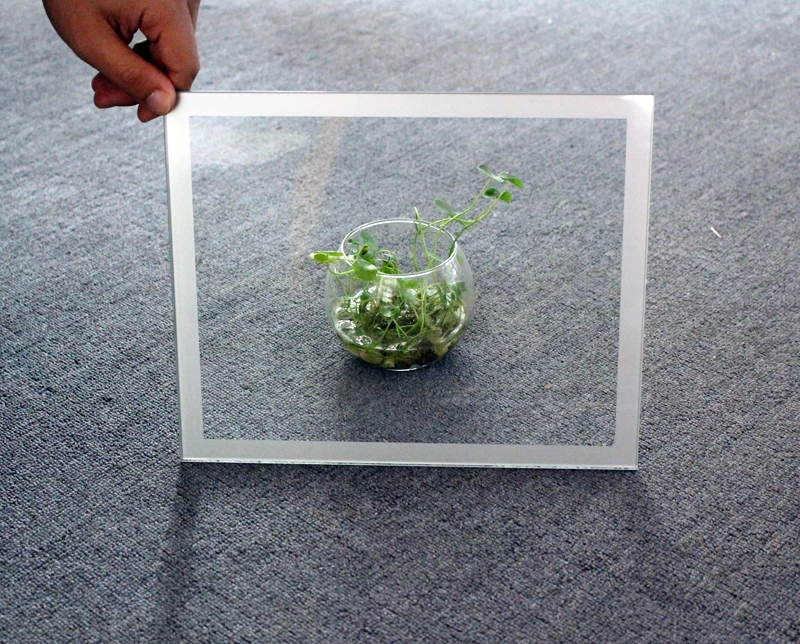 High smoothness aluminosilicate screen printing TV screen glass