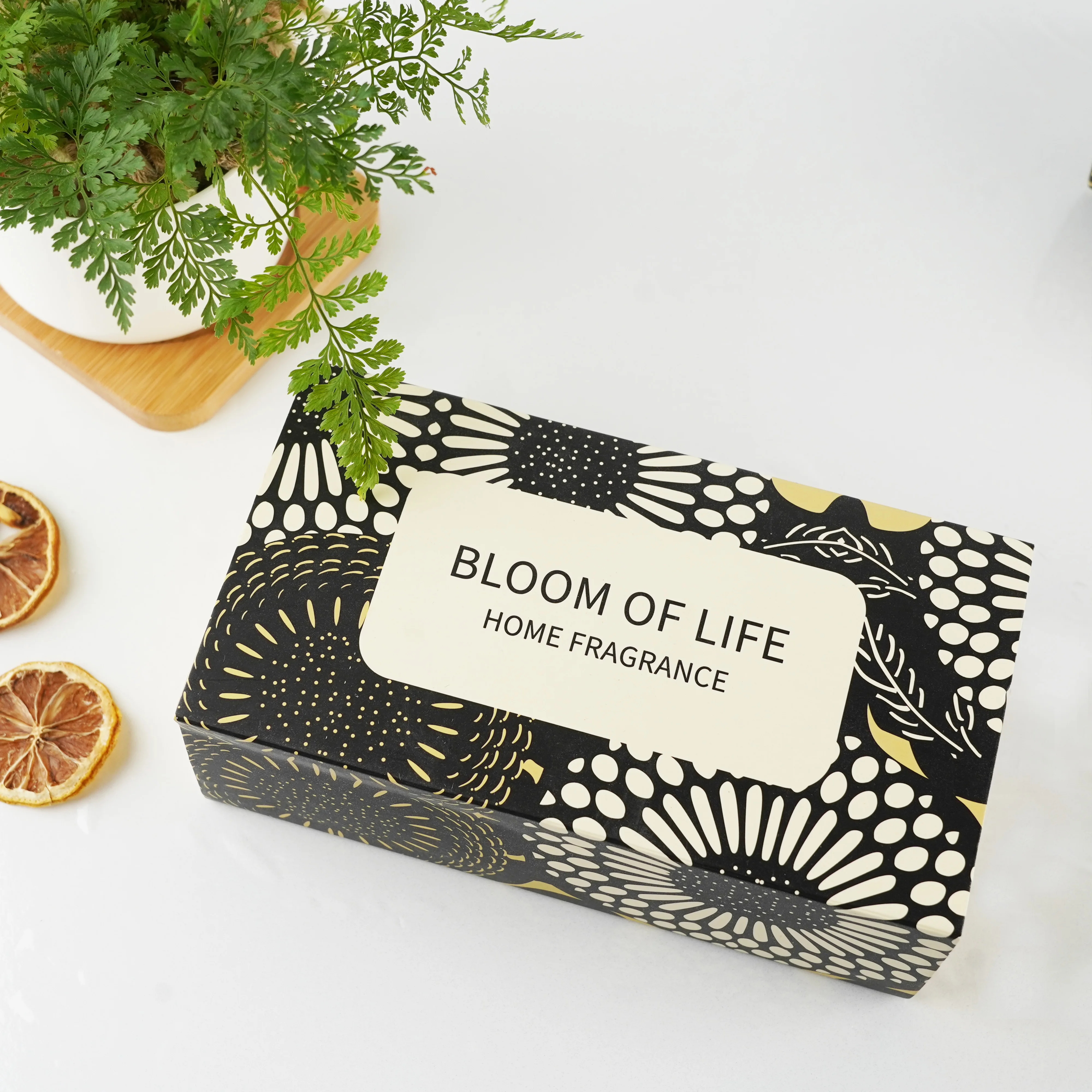 Super Luxury Scented Candle gift box Merry go round decoration Candle with golden relief scented candle set