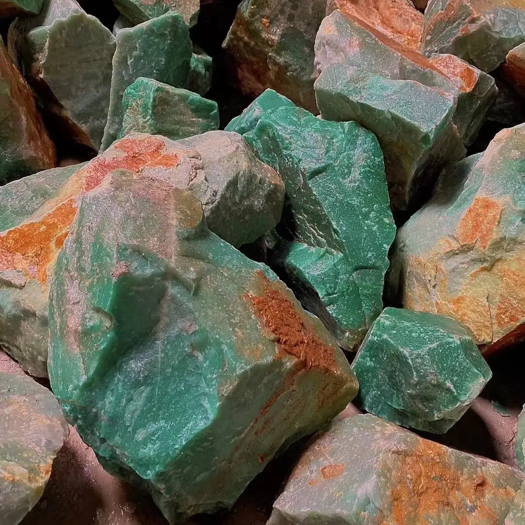 High quality big green aventurine raw stone wholesale natural crystal green aventurine rough stone