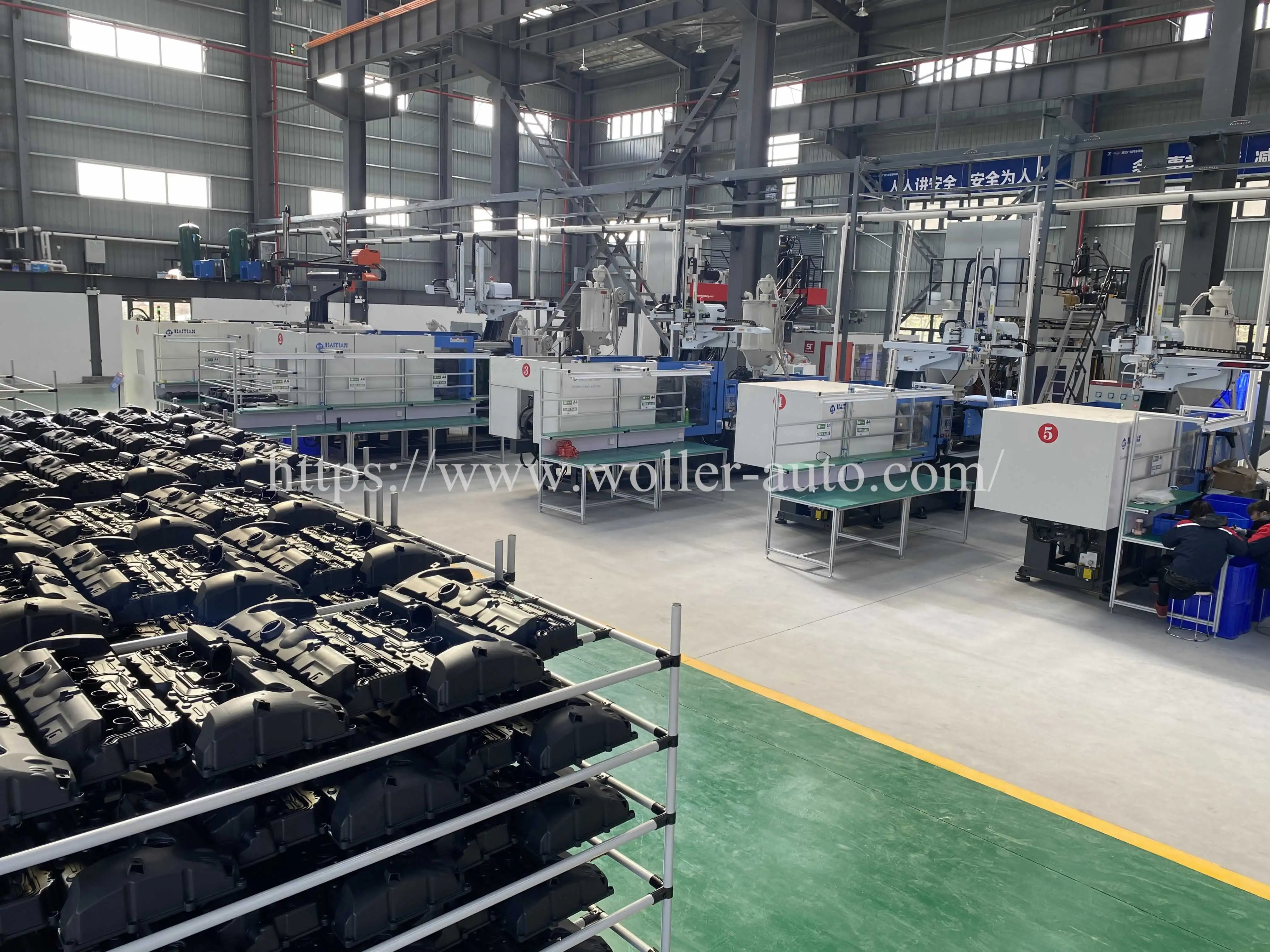 For VW AUDI CRAFTER 30-35 2.0 TDi Engine Valve Cover 03L103469F 03L103469R 03L103483C 03L 103 483 C