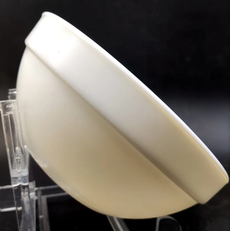 Посуда из опалового стекла в скандинавском стиле