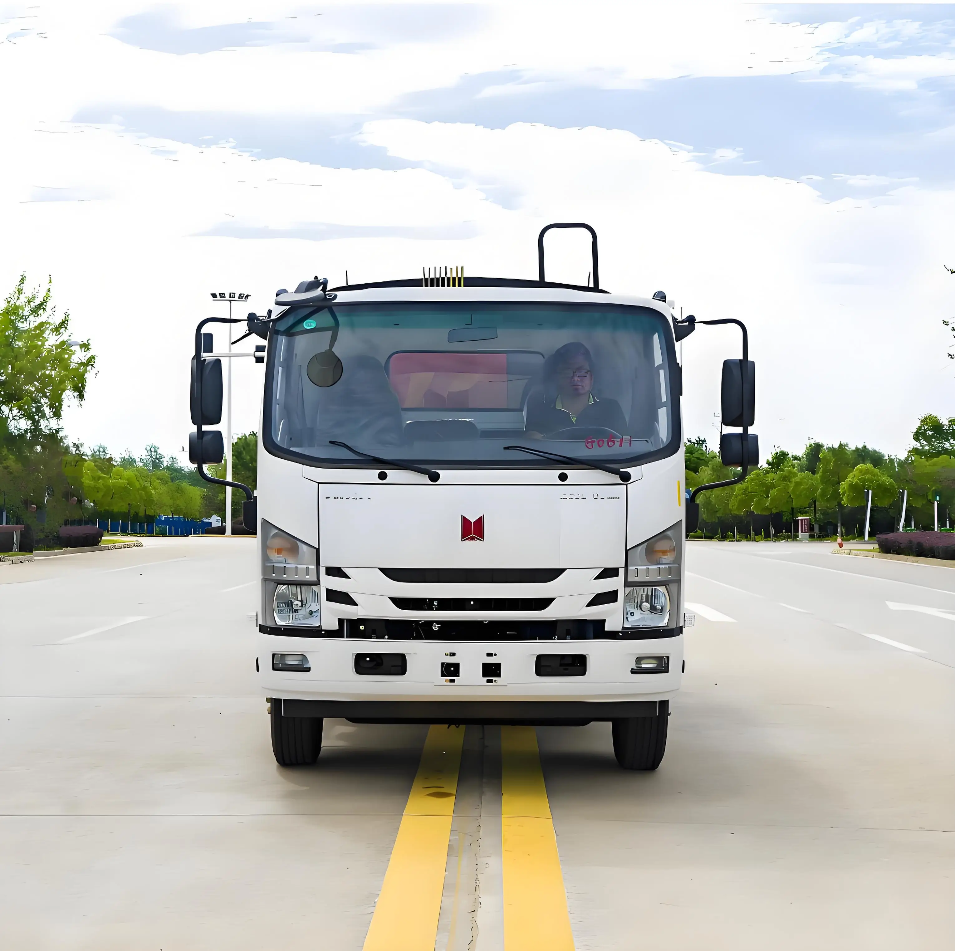 The Plant Directly Sells High-capacity Garbage Collection Trucks :4 X2 Compressed Vehicles