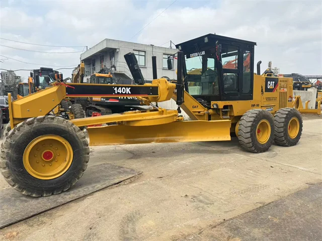 Caterpillar 140K08.jpg