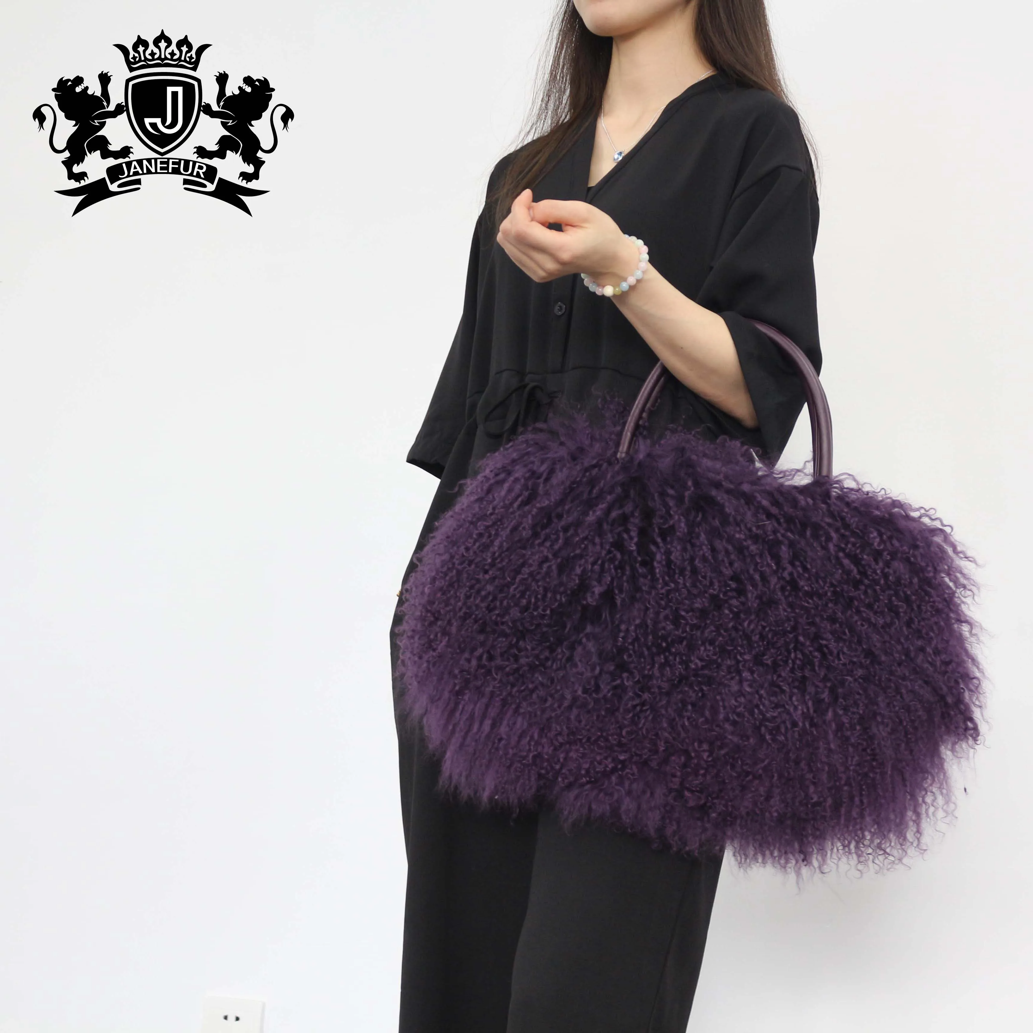 Factory Direct Wholesale Lady Fashion Handbag Black Mongolian Lamb Fur Bag