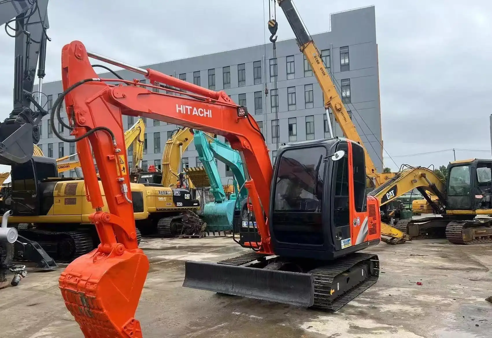 Factory clearance at low prices Japan original Used Hitachi ZX60 ZX55 ZX75 ZX200 ZX200-3 ZX120 ZX70 ZX210 ZX240