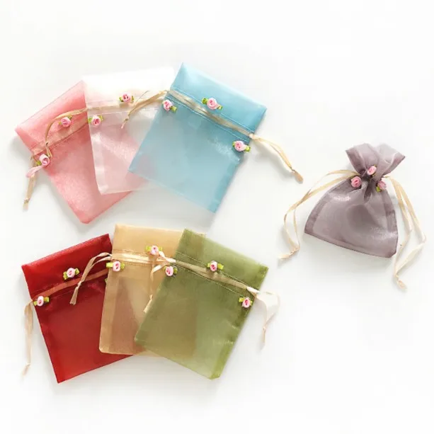 Candy drawstring organza gift bag with mini flower