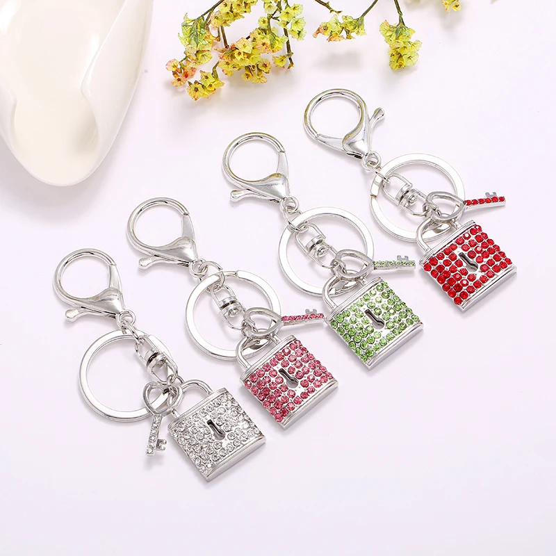 Best Selling Creative Women Key Ring Shiny Rhinestone Key Lock Key Chain Wholesale