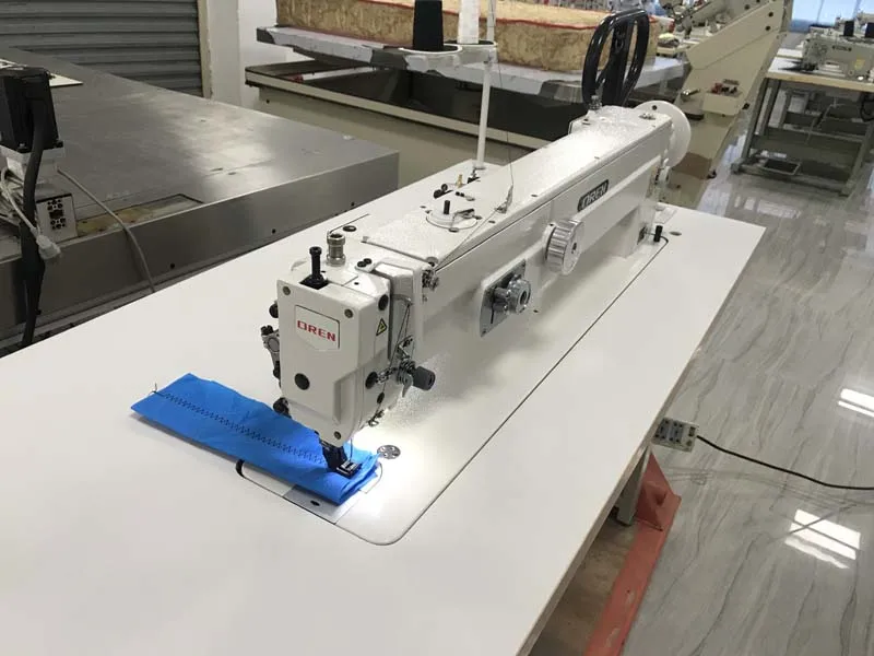 Long Arm Herringbone Plush Carpet Stitching Machine Three-step Four-point Garment Machine Belt Sewing Machine  RN-1583D