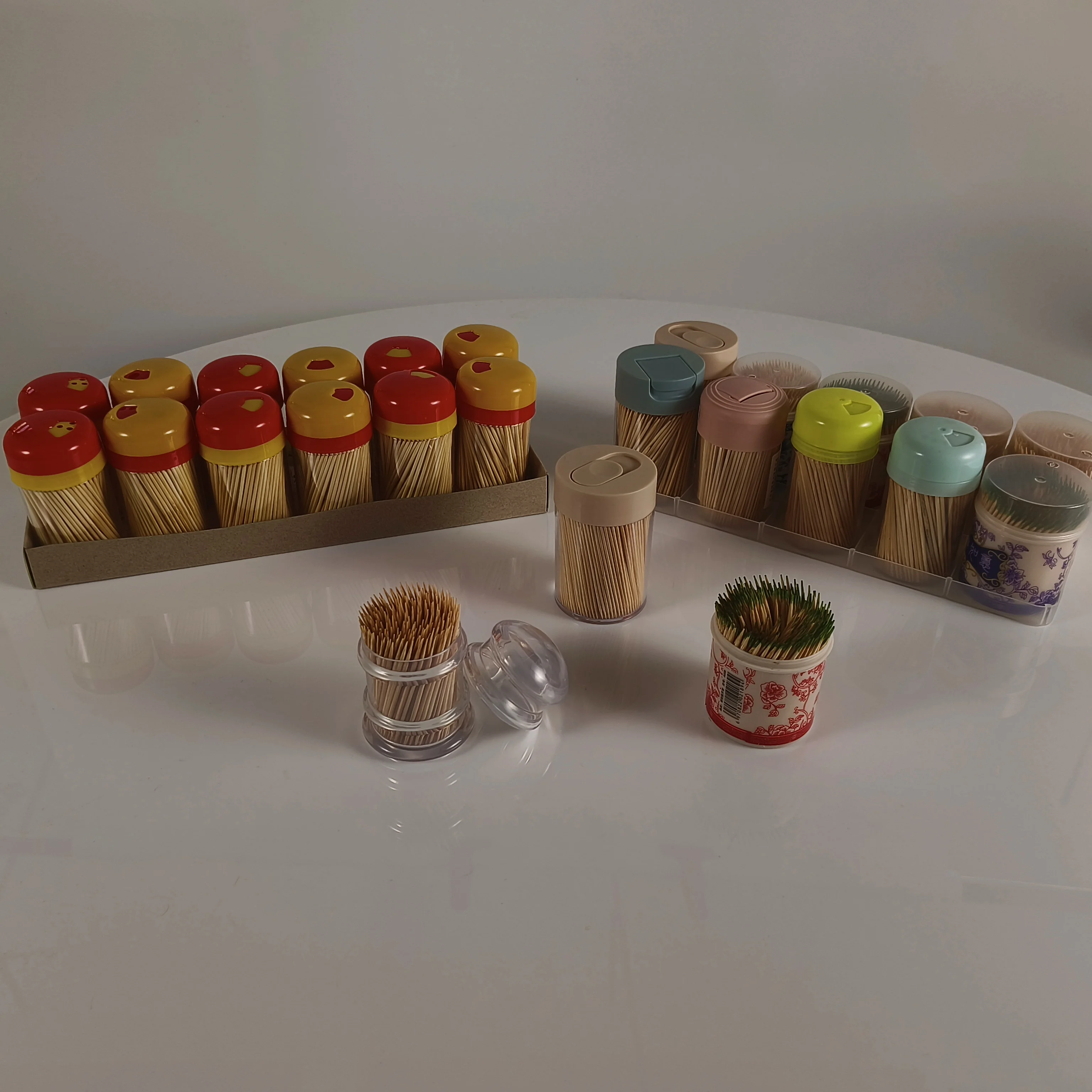 OEM LOGO  Disposable Double Point bamboo toothpicks wood toothpicks with plastic bottle