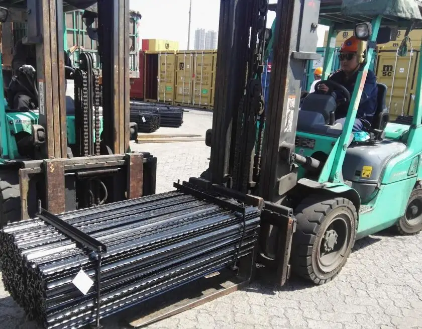 Star picket y type steel fence post with Black bitumen