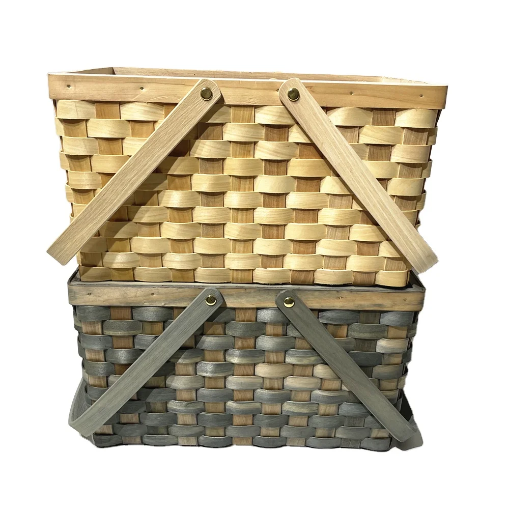 Picnic basket ,woodchip Hand made basket with lid ,natural color out side basket