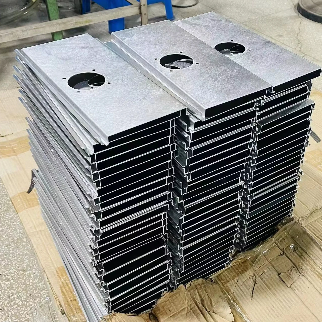 Custom Sheet Metal Fabrication Services for Industrial and Commercial Use