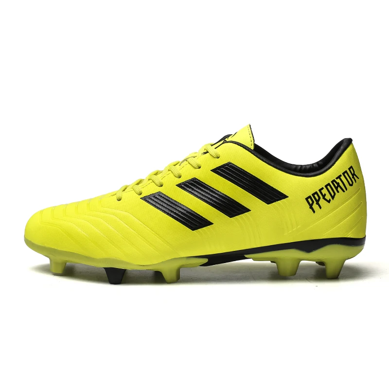 Hot Sell Wholesale New Model Stock Man Football Shoes Soccer Boots
