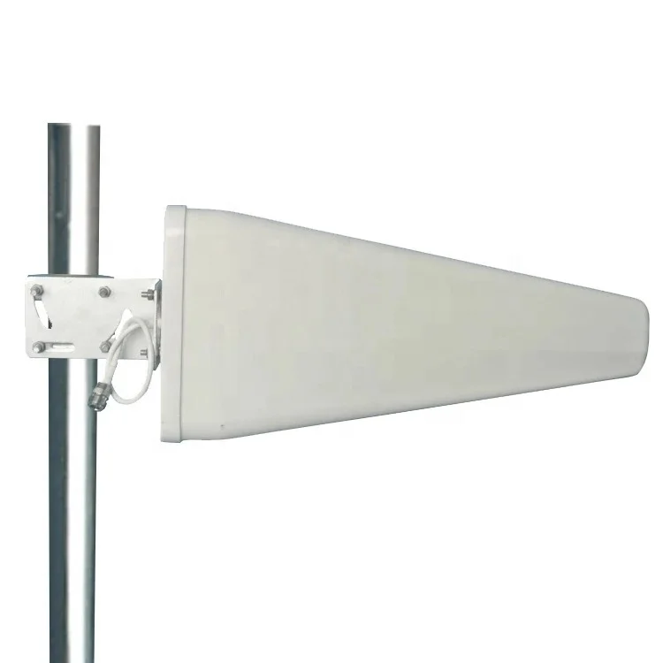  Усилитель сигнала Yagi Log частота 2G/3G/4G 700-2700