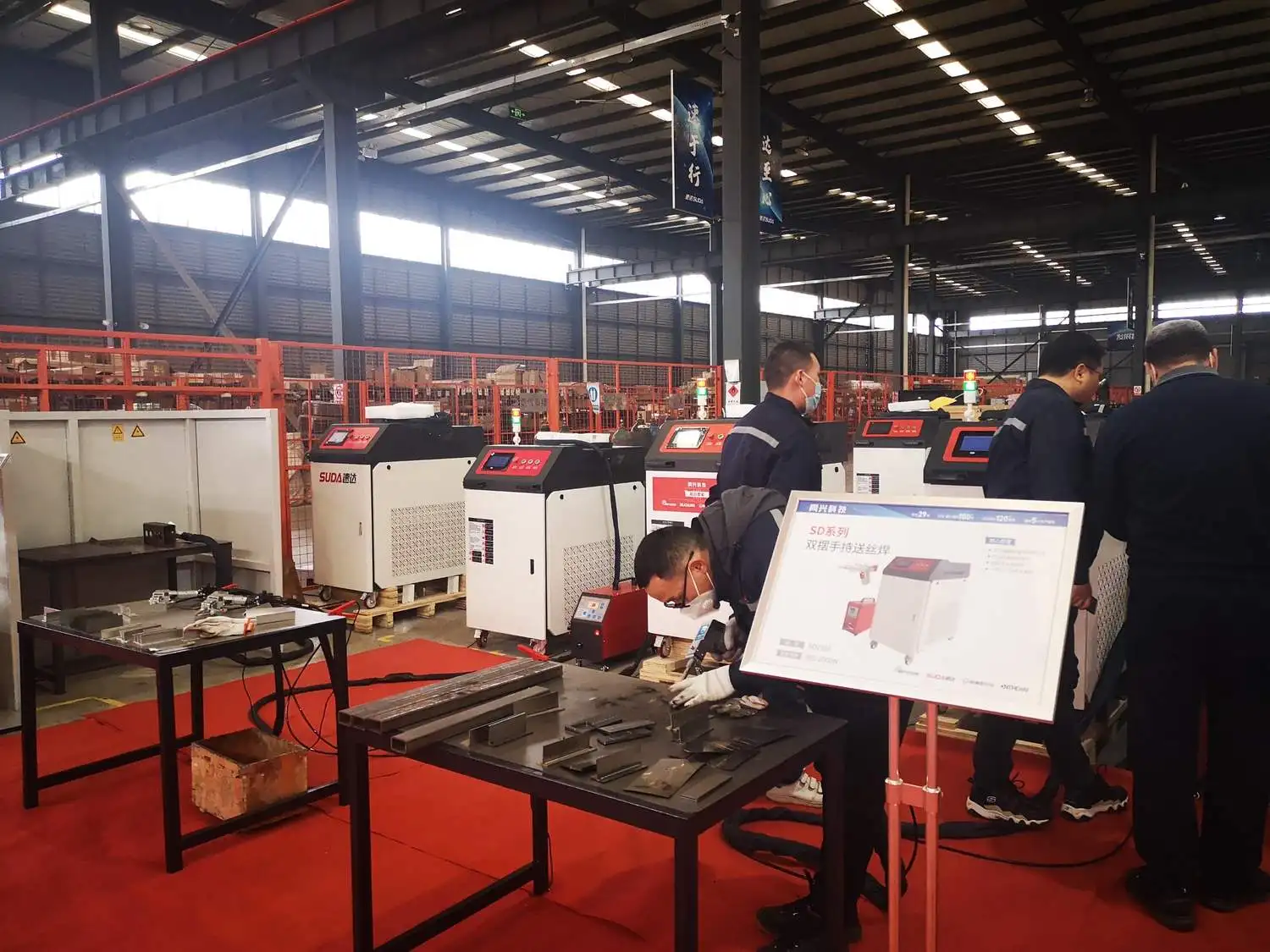 SUDA Good Quality Laser Welding Machine for 5mm welding 2000w fiber laser welding machine low price opt Raycus laser source