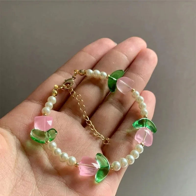 2024 New Design Elegant Imitation Pearl Tulip Necklace for Women Delicate Lily Flower Choker Necklace Wedding Party Jewelry Gift