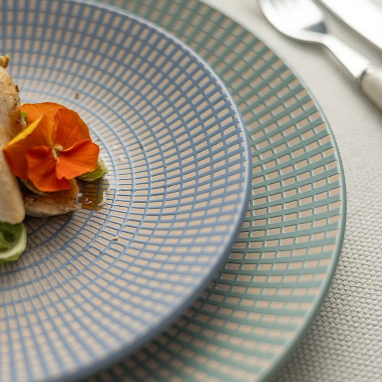 Factory Wholesale Custom Dinnerware Stoneware Dish Isolation Glazed Ceramic Nordic Tableware Dinner Set