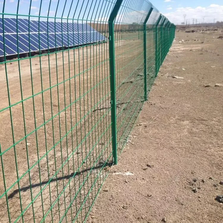 High quality 358 security anti climb wire mesh fence with spikes