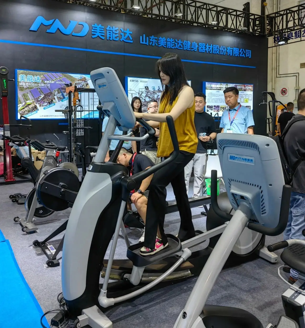 Hot Models Home Gym Fitness Equipmenr Cross Trainer Cardio Bike Magnetic Elliptical Machine for Exercise