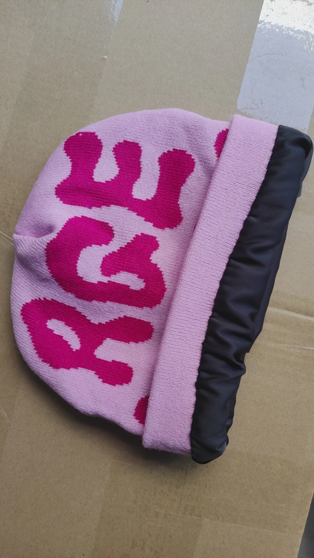 Wholesale Hight Quality Beanies With Custom Jacquard Logo And Satin Lined Inside