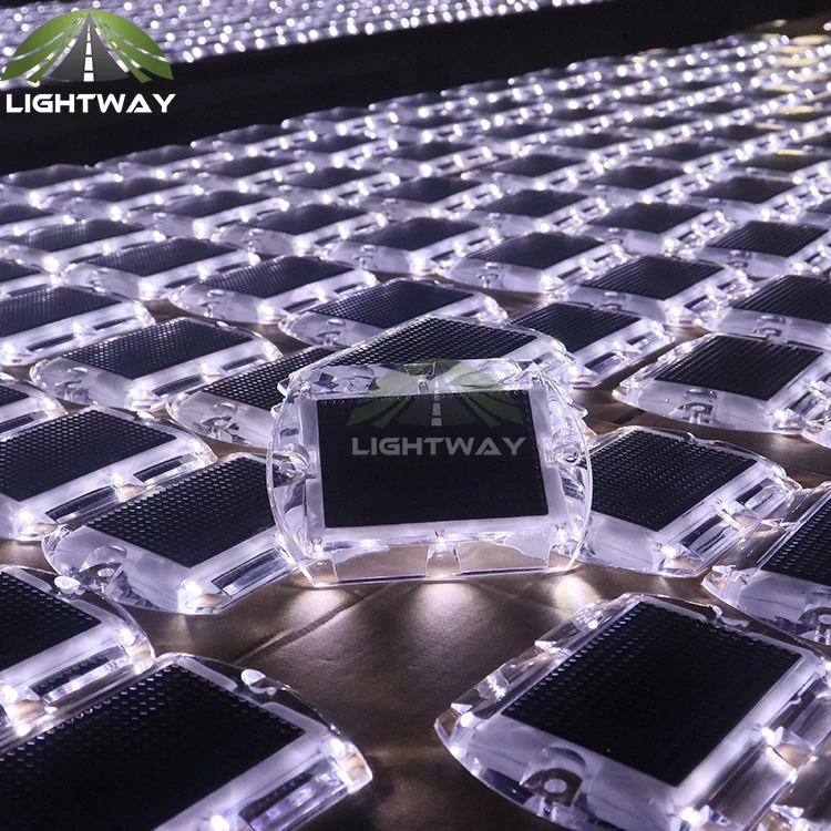 IP68 waterproof 360 degree small rise plastic transparent temporary pavement markers highway installation reflective road stud