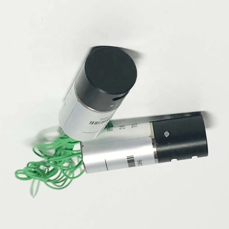 Медицинский соленоидный зажимной клапан с силиконовой трубкой и направляющими для шлангов