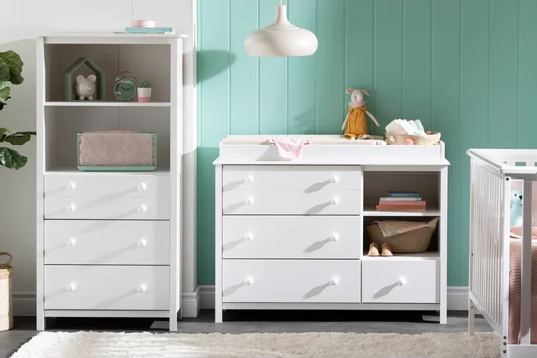 Детский пеленальный столик