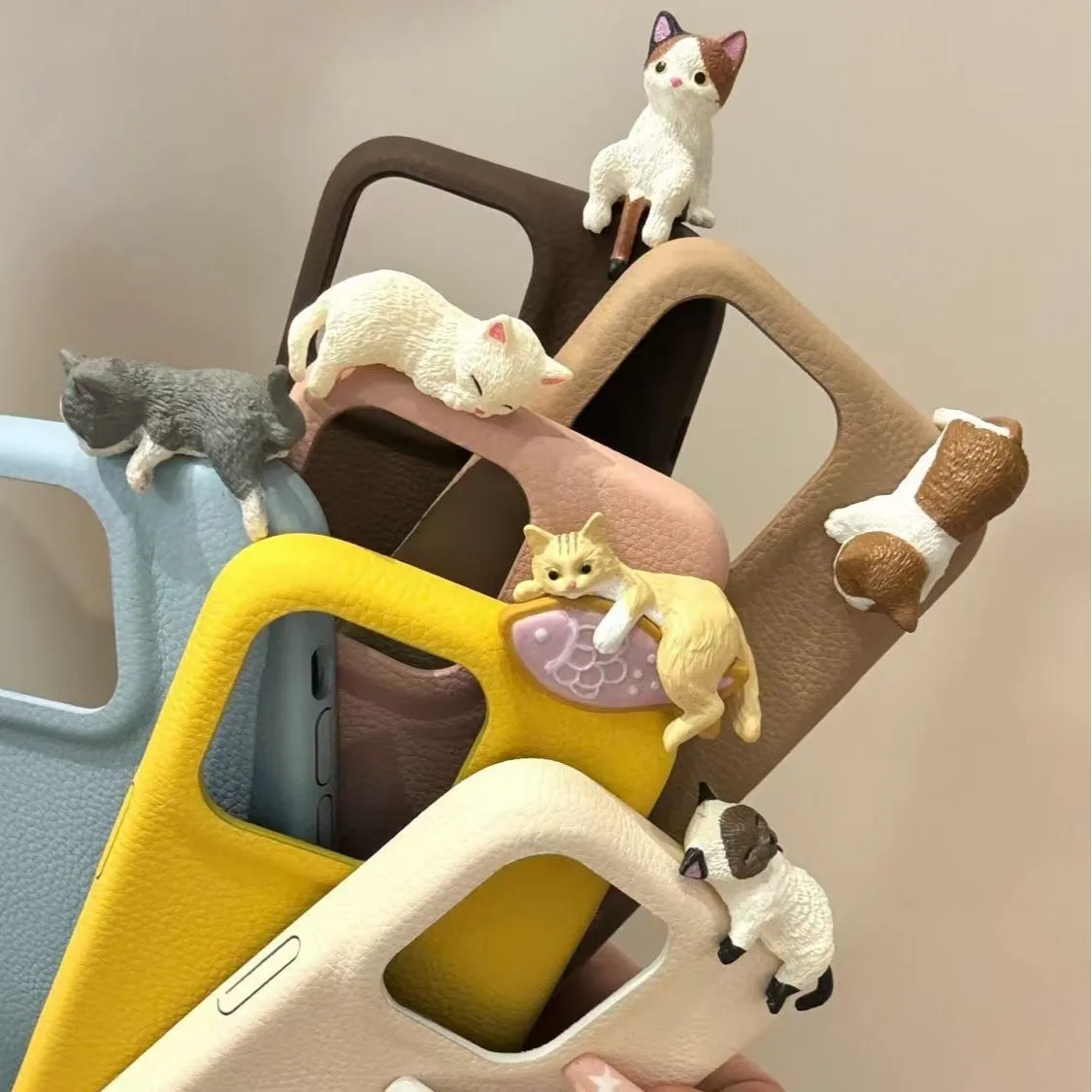 Cute many cats Personalized for iPhone 14 Pro 3D design phone case for iPhone 15 Pro new 13  models soft leather for iPhone 16