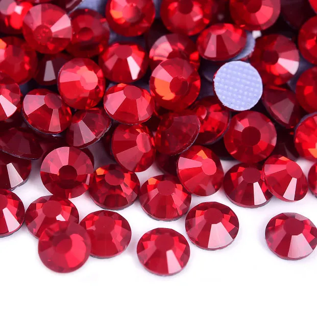 Hot Fix Luxury Applique Rhinestone for Handbag Jeans Men Crystal Ruby Glass Stones for Dress SS6 SS8 SS10 SS12 SS16 SS20 SS30