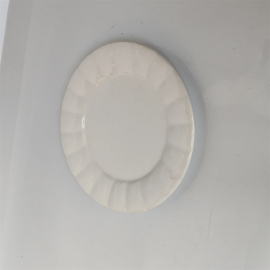 High Quality White Porcelain Dinner Plate round Flat Design Weddings Parties Factory Original High White Porcelain Dishes Sets