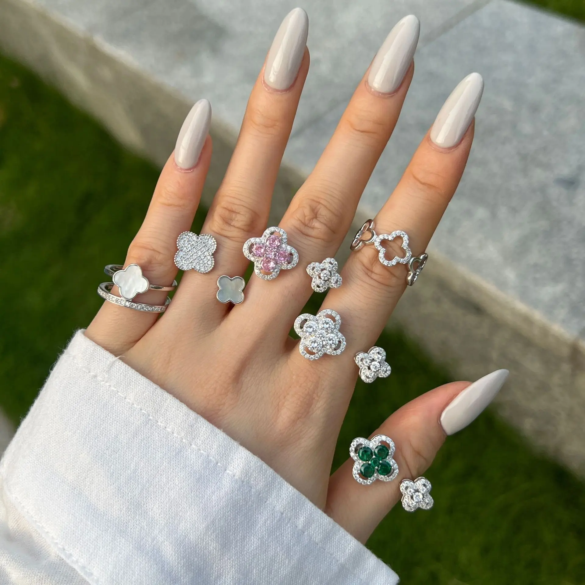 Four Leaf Clover Rings Jewelry Lucky 925 Sterling Silver Moissanite Diamond Fine Fashion 18K Gold Women Engagement Wedding Rings