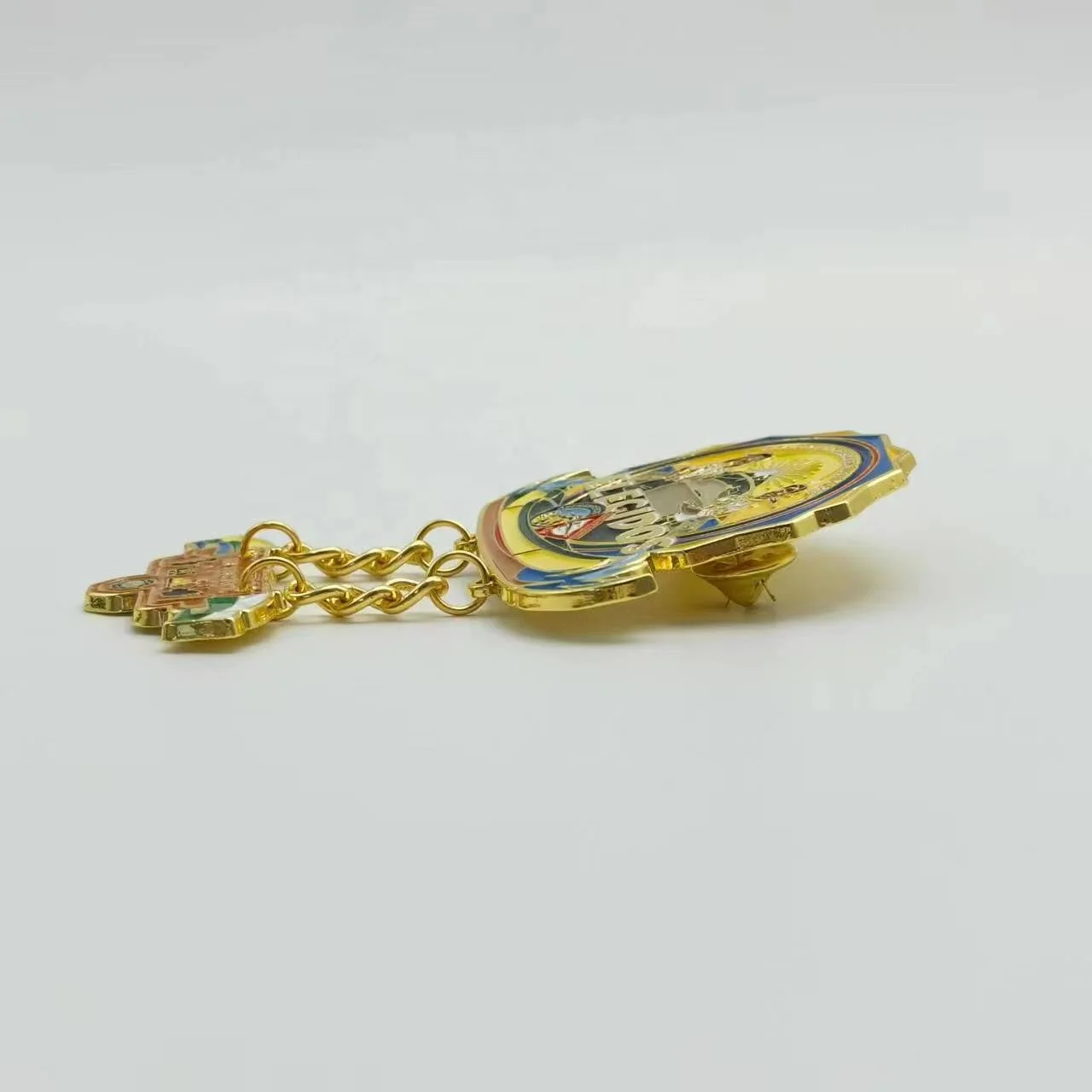 Direct Factory Customized Logo Gold Plated Printing Engraving Hard Soft Enamel lapel pins