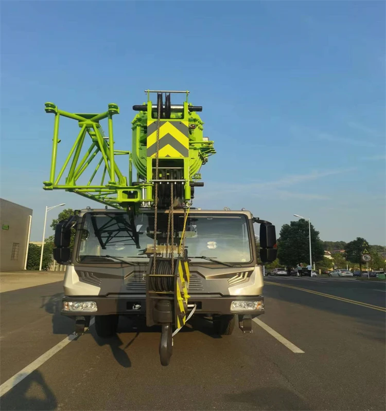 New ZTC250A562 Truck Crane 25T 35T 50T Mobile Crane with 5 Section Boom for Sale