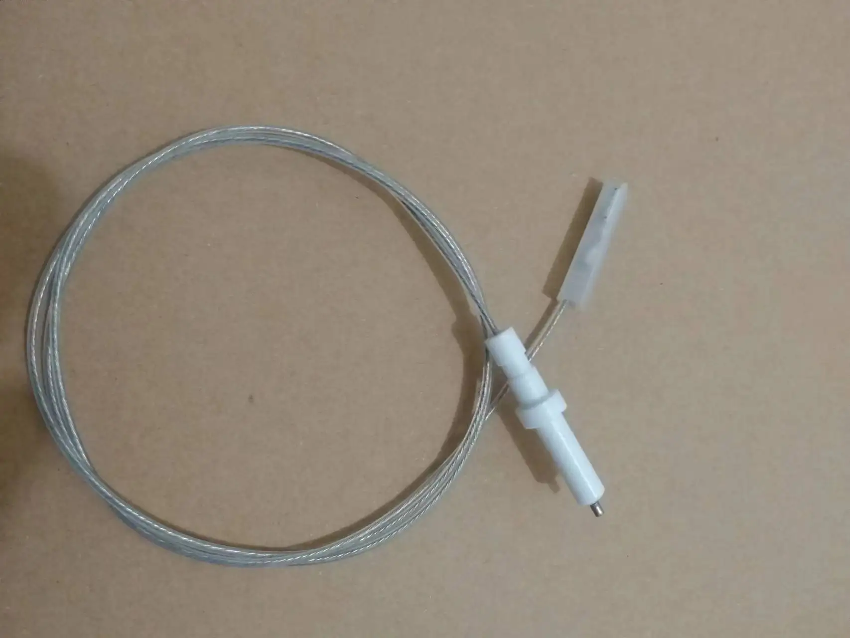 Electronic spark ignition gas pilot ceramic oven spark igniter