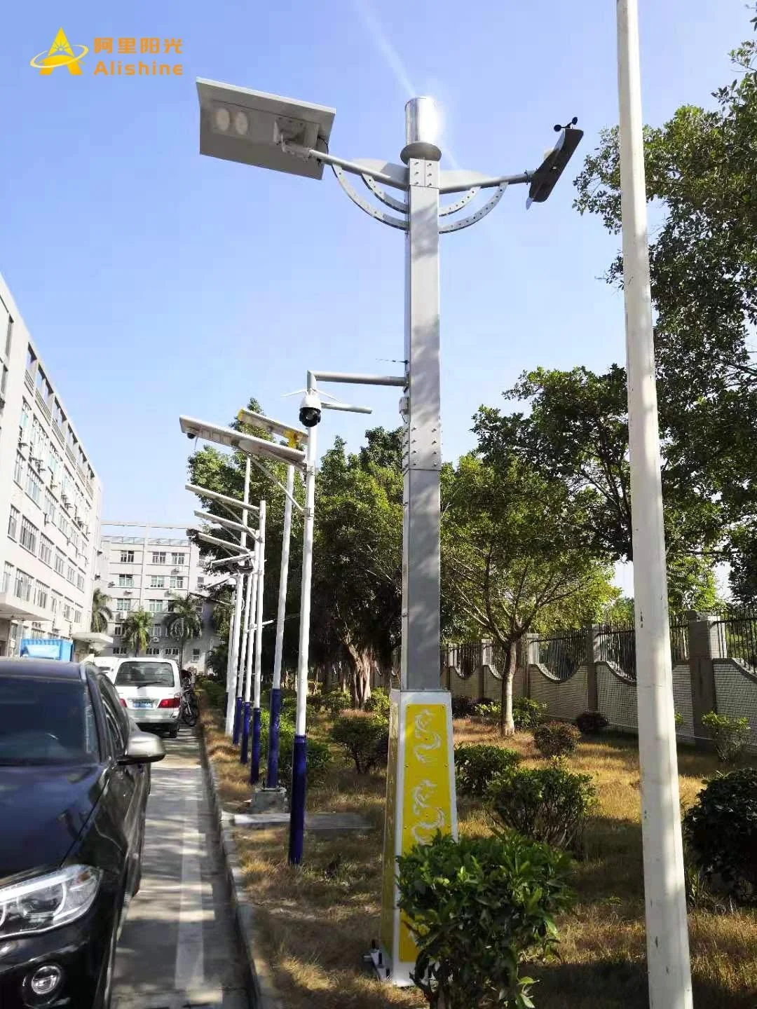 All In One Type Solar Street Light Smart City Pole with Monitoring Function