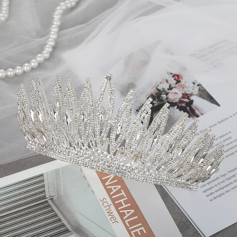 Princess bride crown in Europe and the baroque crown luxury atmosphere alloy diamond crown hair band