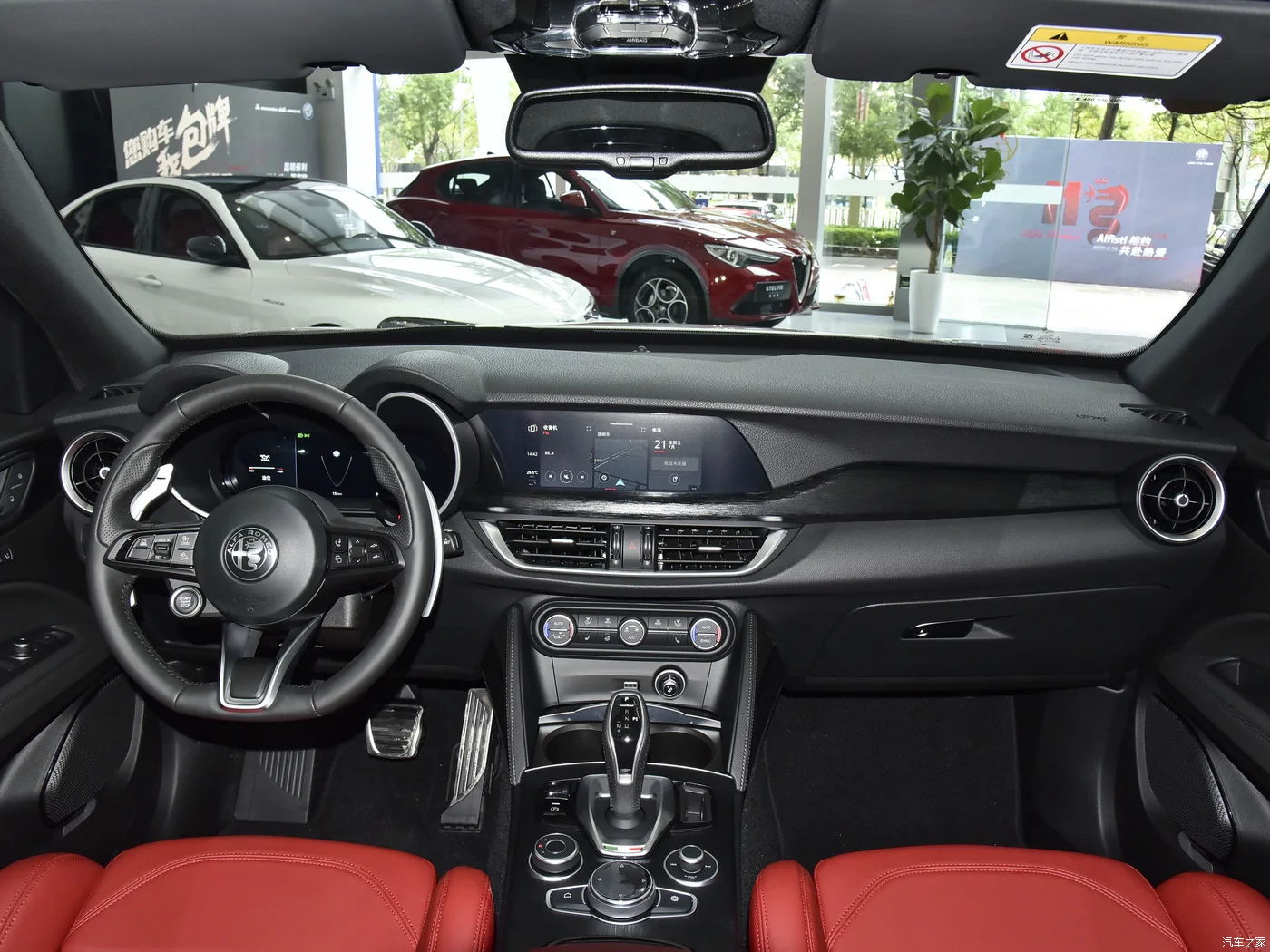 Stock Available 0KM used car 2024 Alfa Romeo Stelvio with High end SUVs shipped from China