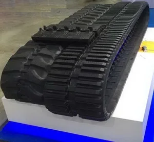  Китайский производитель гусеничный каток Kubota уборочный DC70 резиновая