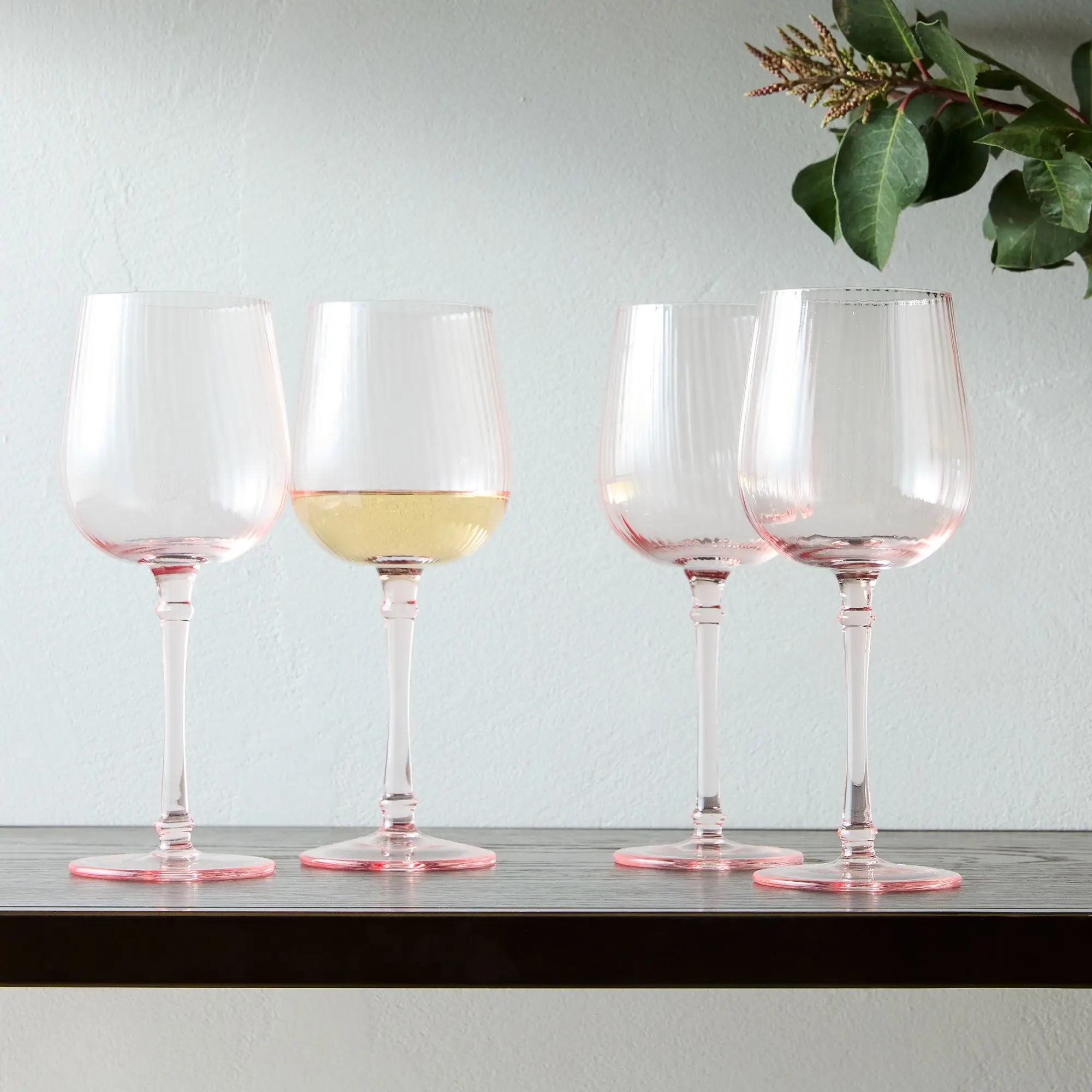 Top Seller 2023 Vintage Ribbed Wine Glasses Set of 4 Esme Fluted Wine Glasses Set of 6 Clear/Pink/Grey/Smoke Wine Glass