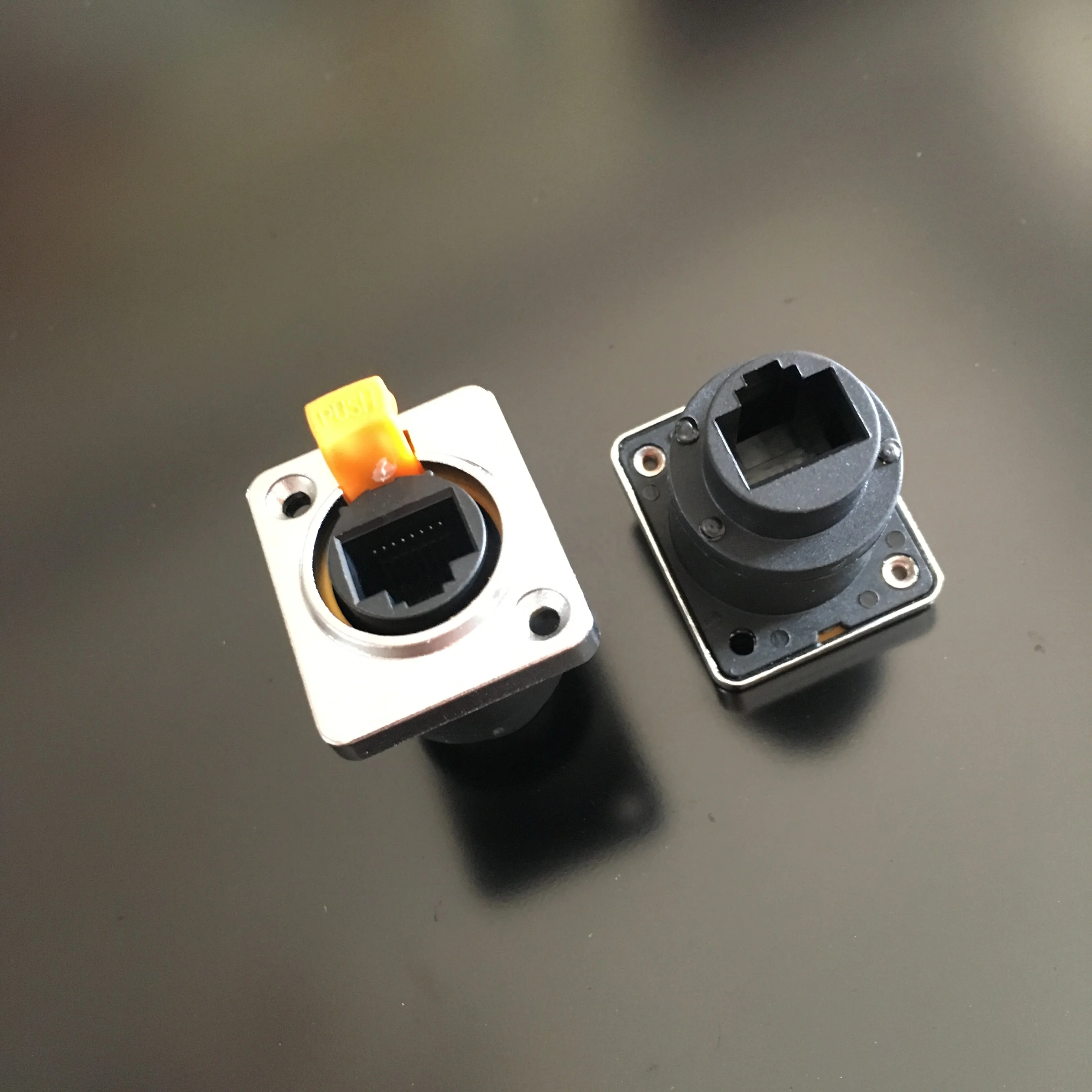 Открытый экранированный водонепроницаемый разъем Pinnuo RJ45 Панельное крепление