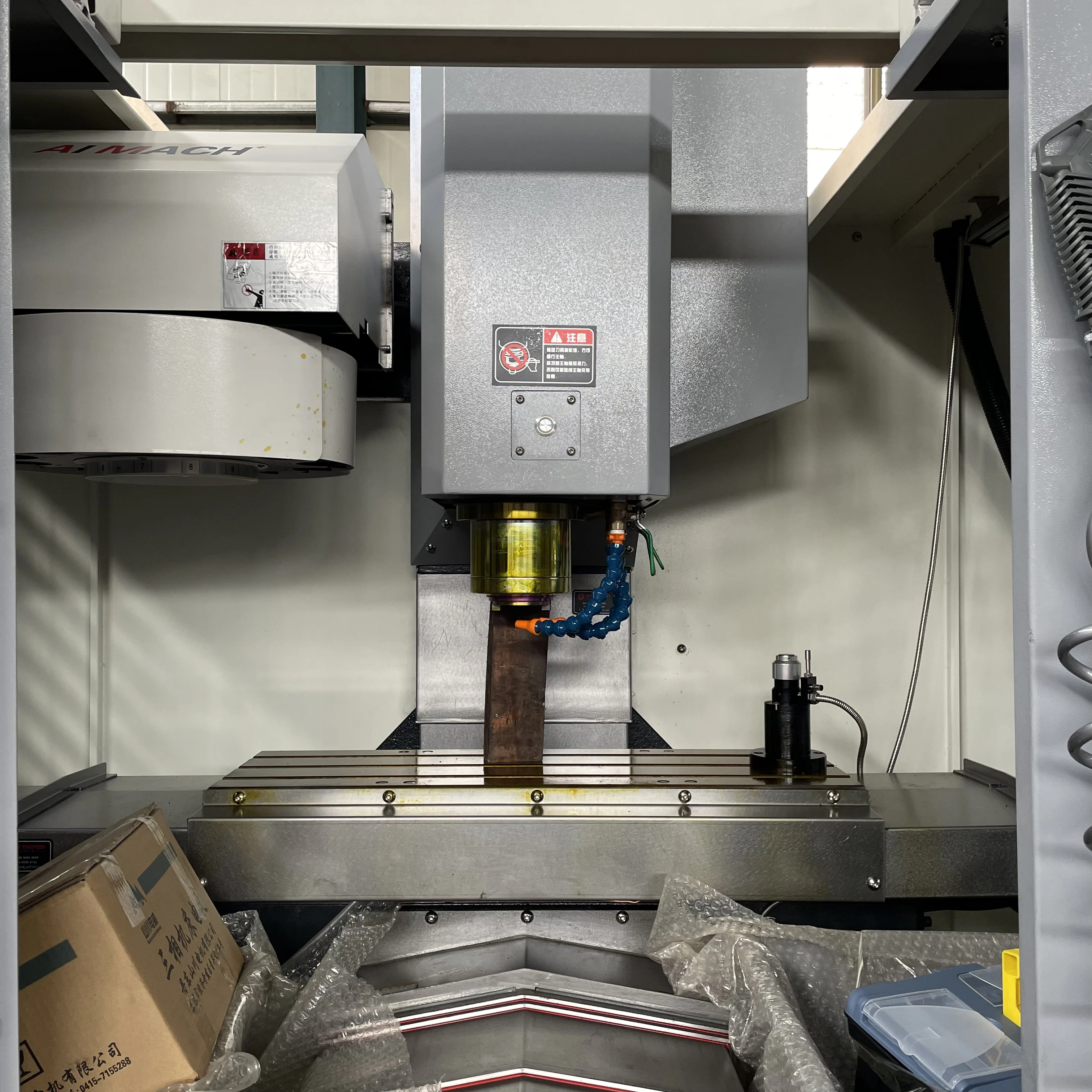 Mini Cnc Machining Center VMC500  With GSK control system