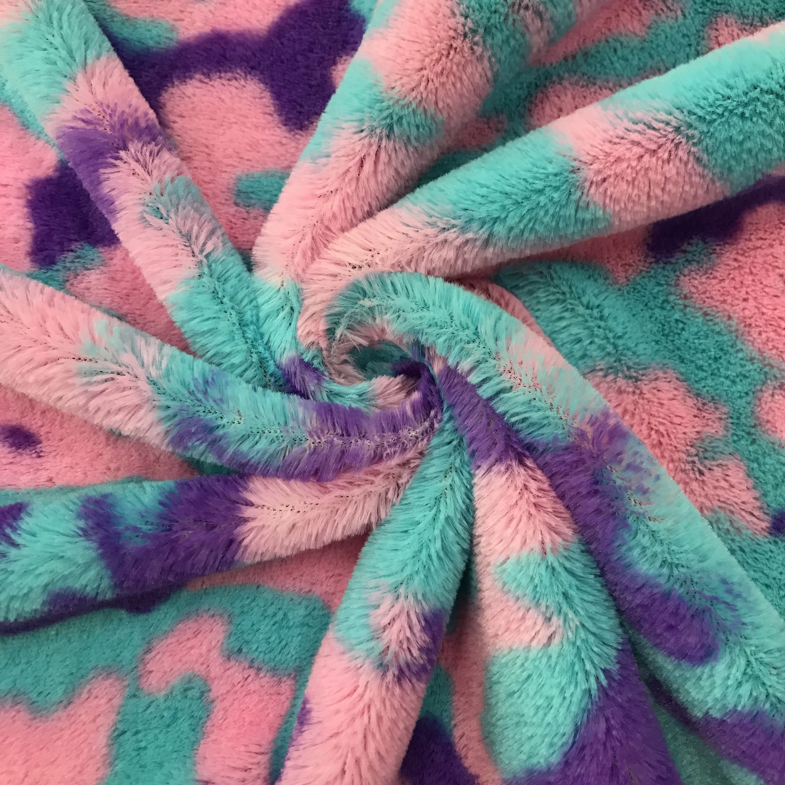 100% Polyester Discount 8mm Short Print Faux Fur Soft Minky Plush Fabric