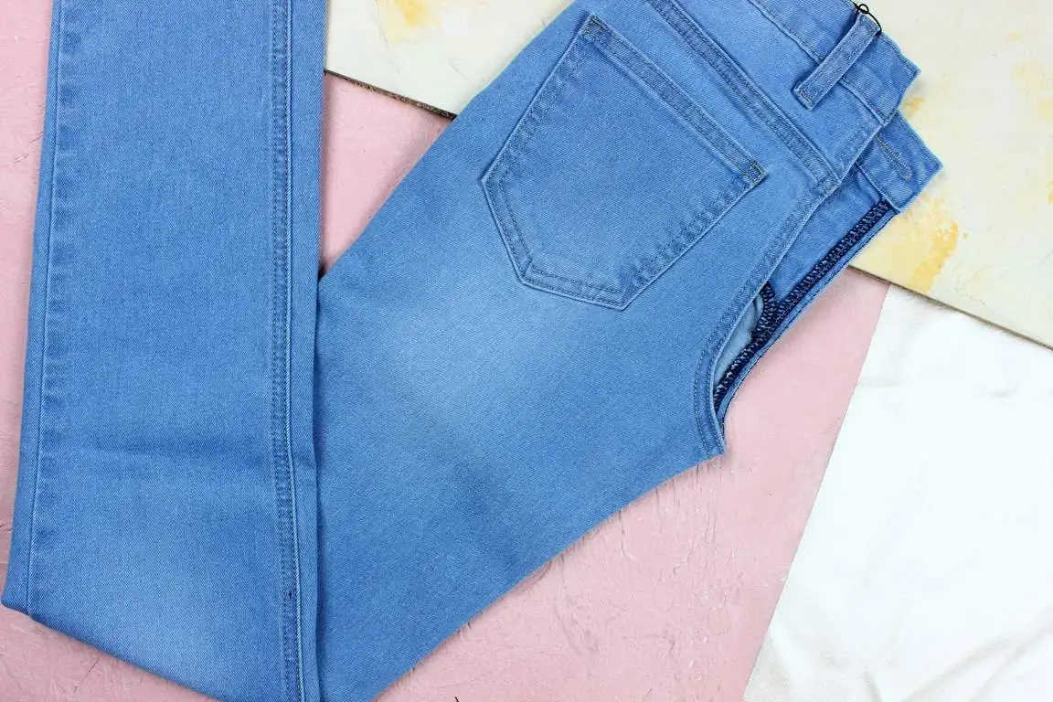 9oz stretch Cotton Polyester Spandex denim  fabric for women Jeans wholesale