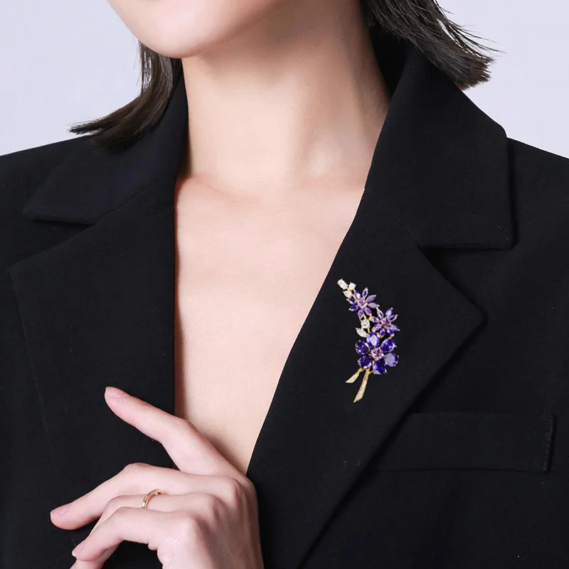 XILIANGFEIZI New Purple Crystal Accessories Light Luxury High-grade Sense Zircon Corsage Coat Pin Flower Brooch Gift
