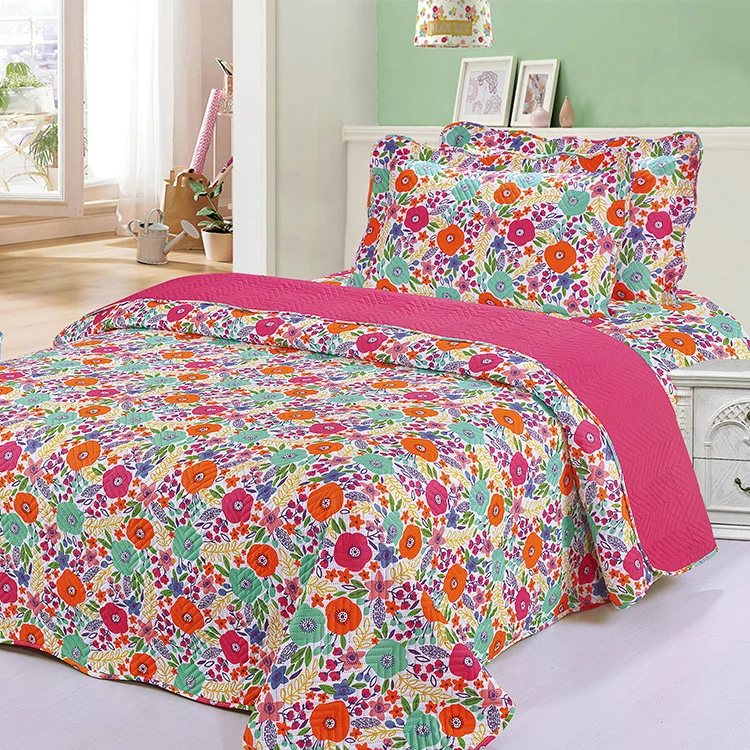 New design luxury hypoallergenic 3 pieces quilted quilt set 2 pillowcases and summer quilt